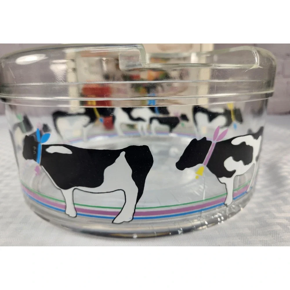 Cows Cows Cows! New Vintage 1987 Oneida Lucite Salad Bowl and Tongs Rare!
